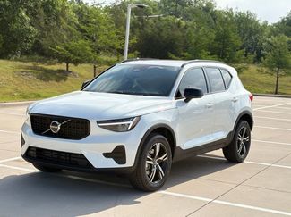 New 2026 Volvo XC40 B5 Core AWD/4WD video 2