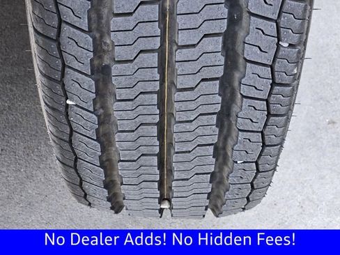 Used 2025 RAM ProMaster 2500 w/ Convenience Group image 12