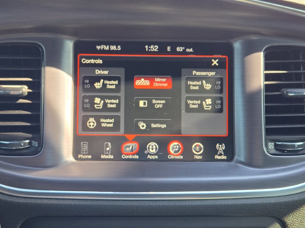Used 2016 Dodge Charger R/T w/ Plus Group RWD image 25