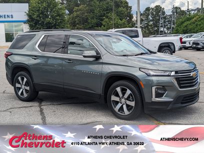 Used 2023 Chevrolet Traverse LT w/ LT Premium Package