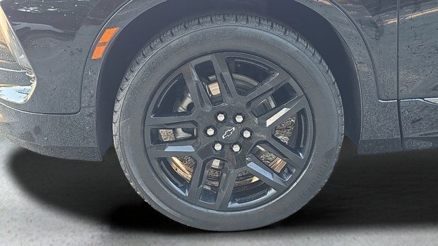 Used 2023 Chevrolet Blazer RS w/ Driver Confidence II Package FWD image 20
