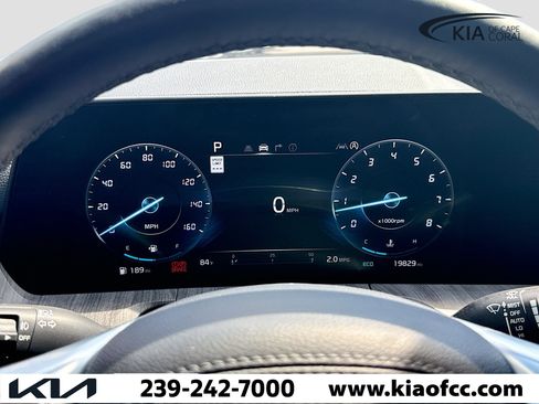 Certified 2024 Kia Telluride SX Prestige w/ Towing Package image 43