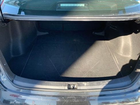 Certified 2024 Toyota Corolla LE image 28