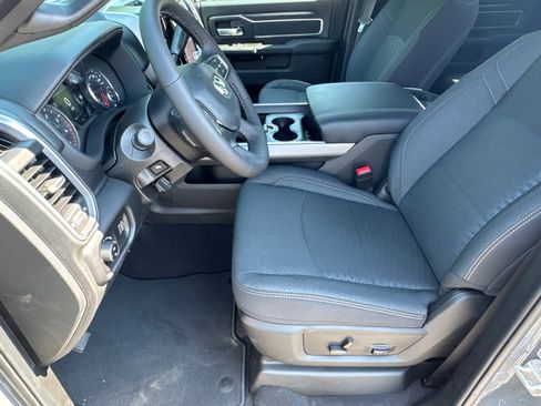 New 2026 RAM 3500 Big Horn AWD/4WD image 9