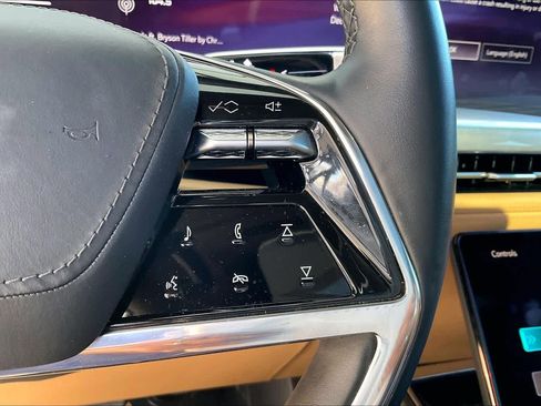 Used 2025 Cadillac Escalade IQ Sport 2 image 23