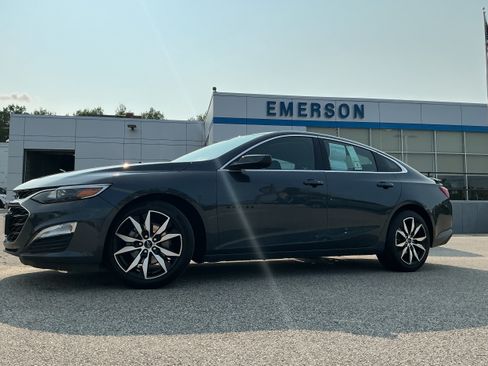 Certified 2020 Chevrolet Malibu RS w/ LPO, Convenience Package 1 FWD image 3