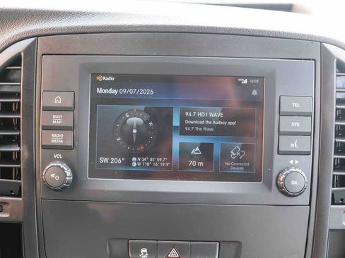 Used 2023 Mercedes-Benz Metris image 16