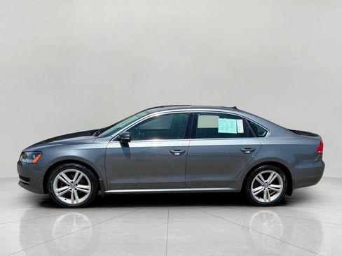 Used 2015 Volkswagen Passat TDI SE FWD image 5