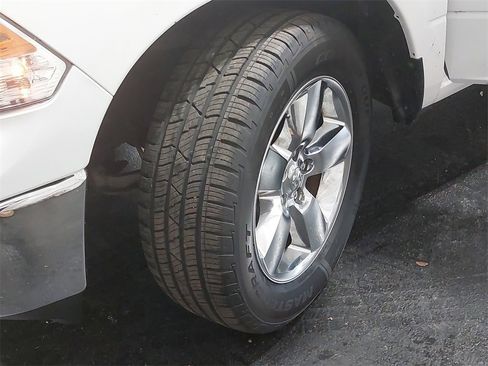 Used 2018 RAM 1500 Big Horn image 31