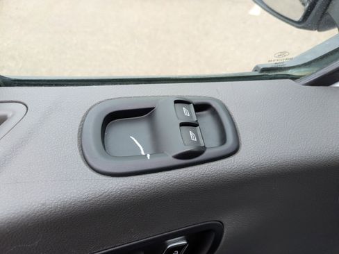 Used 2023 Ford Transit 350 XLT image 20