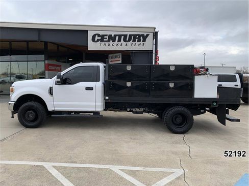 Used 2020 Ford F350 XL w/ Power Equipment Group image 4
