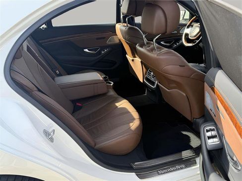 Used 2014 Mercedes-Benz S 550 Sedan image 26