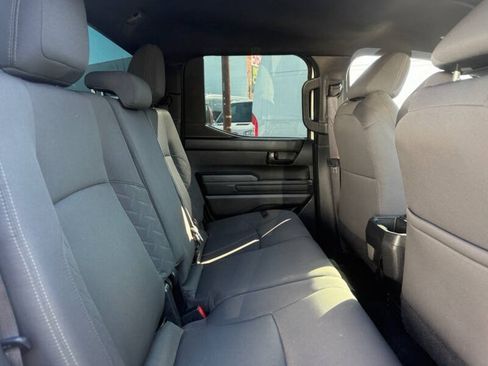 Used 2024 Toyota Tacoma SR5 AWD/4WD image 11