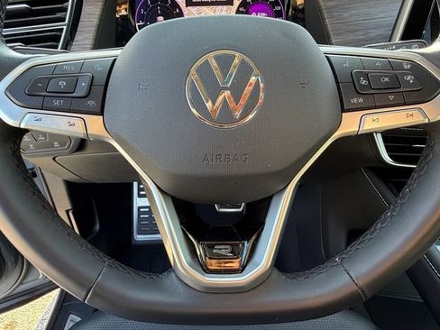 Certified 2026 Volkswagen Atlas SEL Premium R-Line AWD/4WD image 24