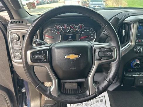 Used 2022 Chevrolet Silverado 1500 LT AWD/4WD image 16