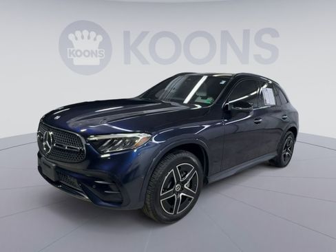 Used 2023 Mercedes-Benz GLC 300 4MATIC image 5
