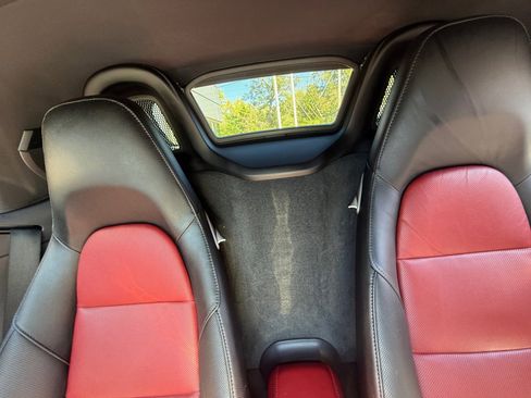 Certified 2018 Porsche 718 Boxster S image 24