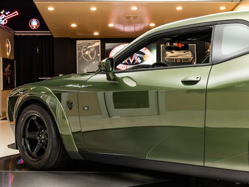 Used 2018 Dodge Challenger SRT Demon w/ Demon Vehicle Storage Package image 35