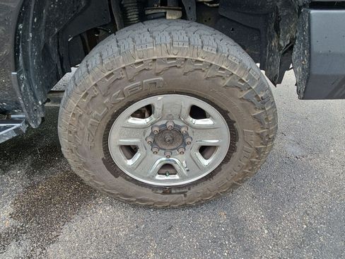 Used 2020 RAM 2500 Tradesman w/ Chrome Appearance Group AWD/4WD image 10