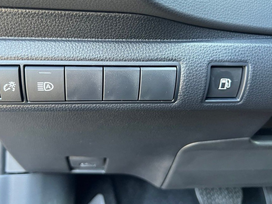 New 2027 Toyota Corolla LE FWD image 28