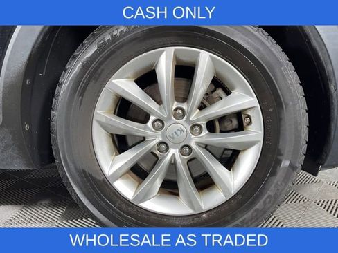 Used 2017 Kia Sorento LX image 12