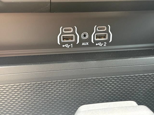 New 2026 RAM 1500 Express AWD/4WD image 22