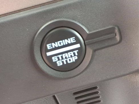 Used 2025 Ford Bronco Outer Banks AWD/4WD image 22