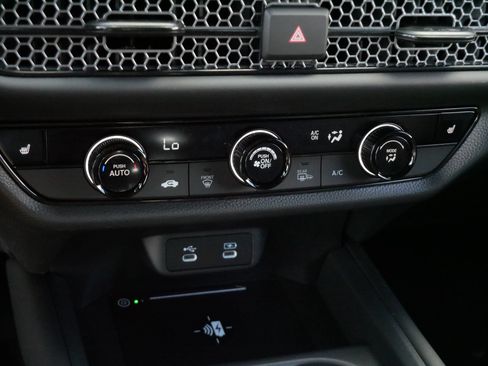 Certified 2026 Honda HR-V Sport image 23