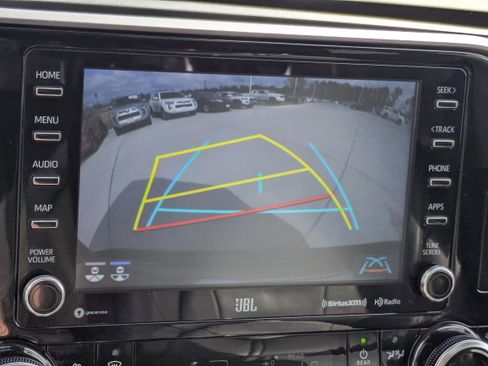 Certified 2022 Toyota Highlander Limited image 25