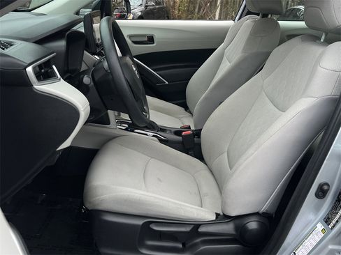 Used 2023 Toyota Corolla Cross L image 17