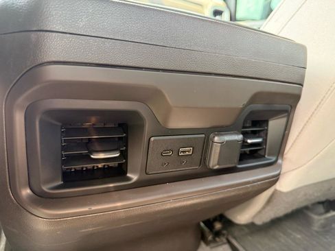 Used 2020 Chevrolet Silverado 2500 LT w/ All Star Edition AWD/4WD image 8