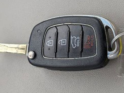 Used 2019 Hyundai Tucson SE FWD image 28