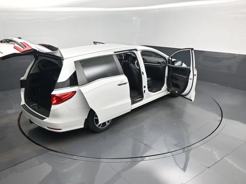 Used 2021 Honda Odyssey Touring image 29