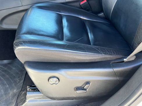 Used 2022 Jeep Grand Cherokee Limited RWD image 16