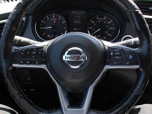 Used 2020 Nissan Rogue Sport SV w/ Technology Package AWD/4WD image 25