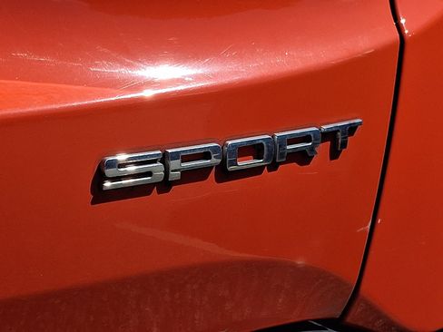 Used 2015 Jeep Renegade Sport w/ Power & Air Group FWD image 4