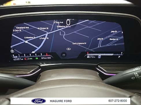 Used 2022 Cadillac Escalade ESV Premium Luxury image 23