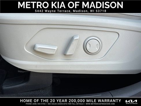 Used 2023 Kia Sorento EX AWD/4WD image 14