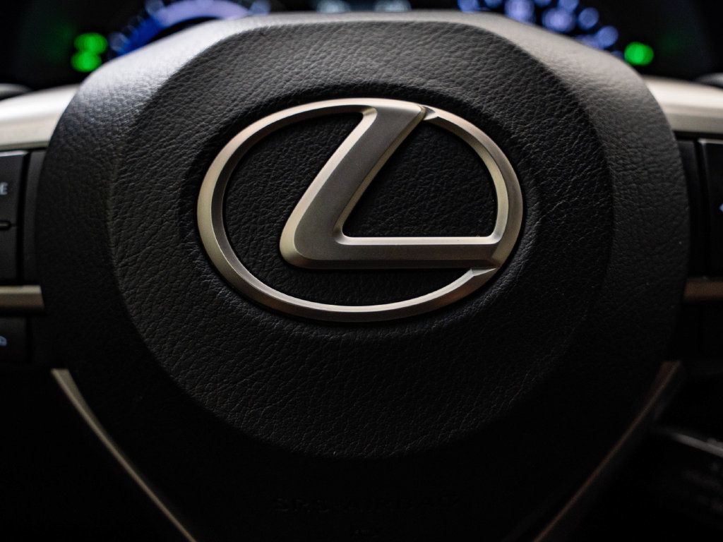 Used 2019 Lexus RX 450h AWD w/ Navigation Package image 30