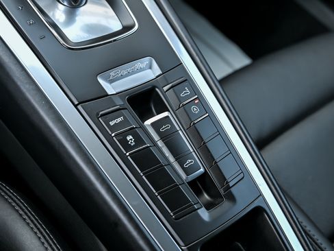 Used 2014 Porsche Boxster RWD image 37