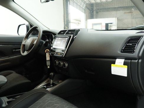 New 2026 Mitsubishi Outlander Sport ES AWD/4WD image 17