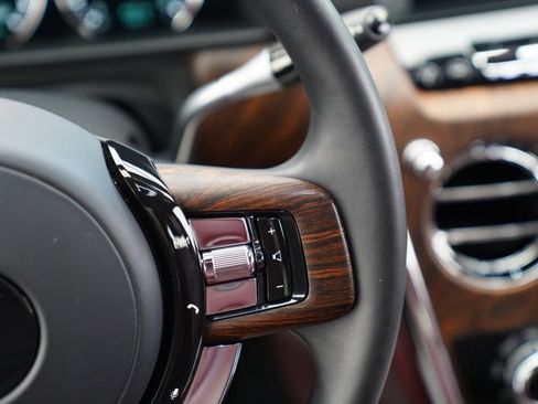 Used 2020 Rolls-Royce Cullinan AWD/4WD image 55