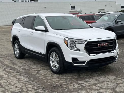 Certified 2023 GMC Terrain SLE image 7