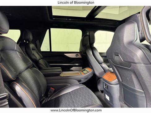 New 2026 Lincoln Navigator Black Label AWD/4WD image 21