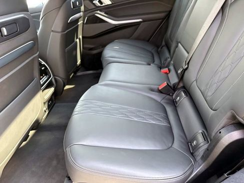 Used 2024 BMW X7 M60i AWD/4WD image 14