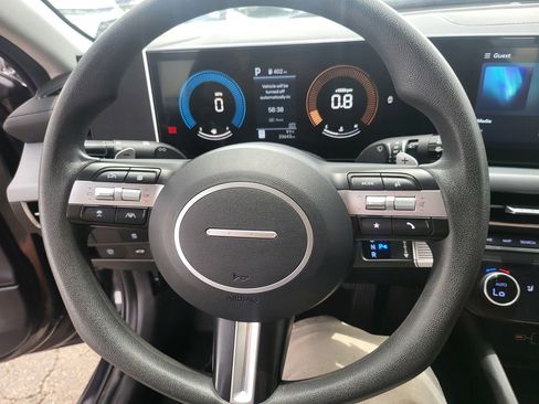 Used 2025 Hyundai Sonata SEL FWD image 6
