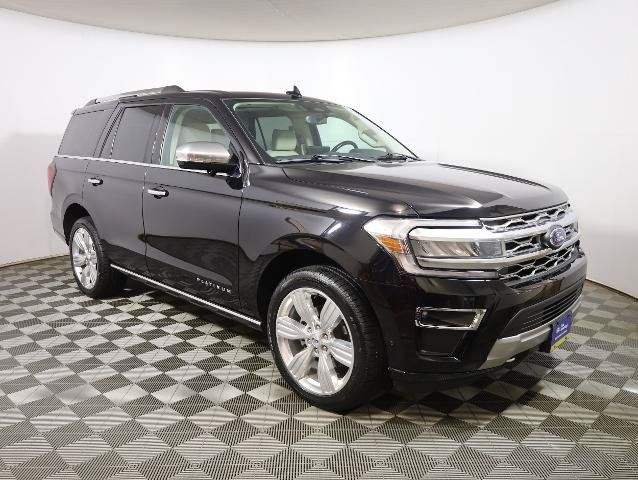 Certified 2024 Ford Expedition Platinum AWD/4WD image 4