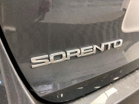 Used 2020 Kia Sorento EX image 26