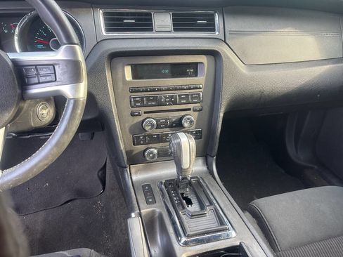 Used 2014 Ford Mustang Coupe image 11