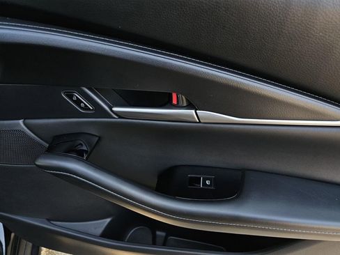 Certified 2025 MAZDA CX-30 AWD 2.5 S w/ Select Sport Pkg image 10